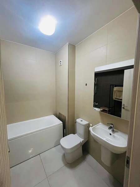 Militari, Grozavesti